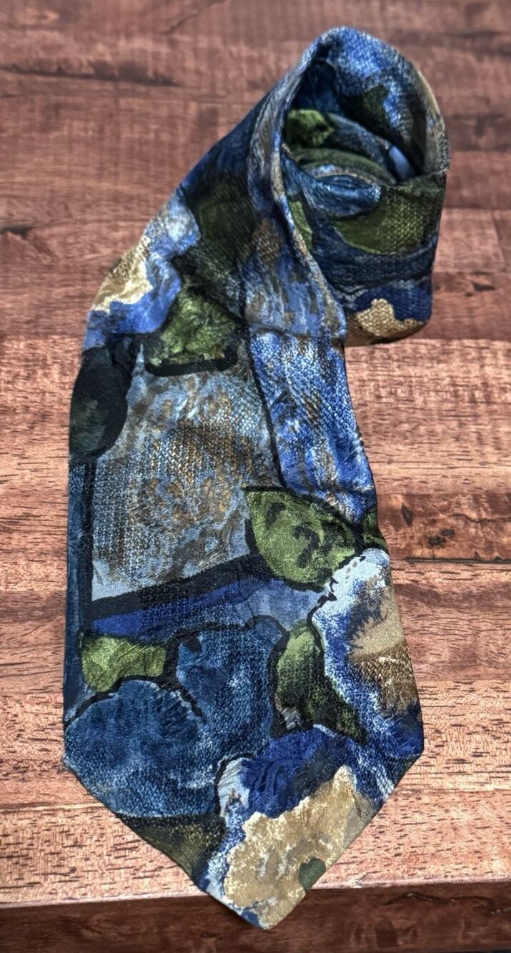 ERMENEGILDO ZEGNA Blue Floral Paisley 100% Silk Tie - 3 1/2" x 55" Italy Made